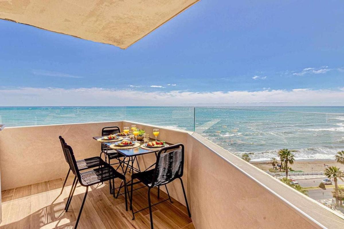 797 Holiday Rentals - Benalbeach- Moderno Piso Para 5 Con Vistas Al Mar Benalmadena Exterior photo