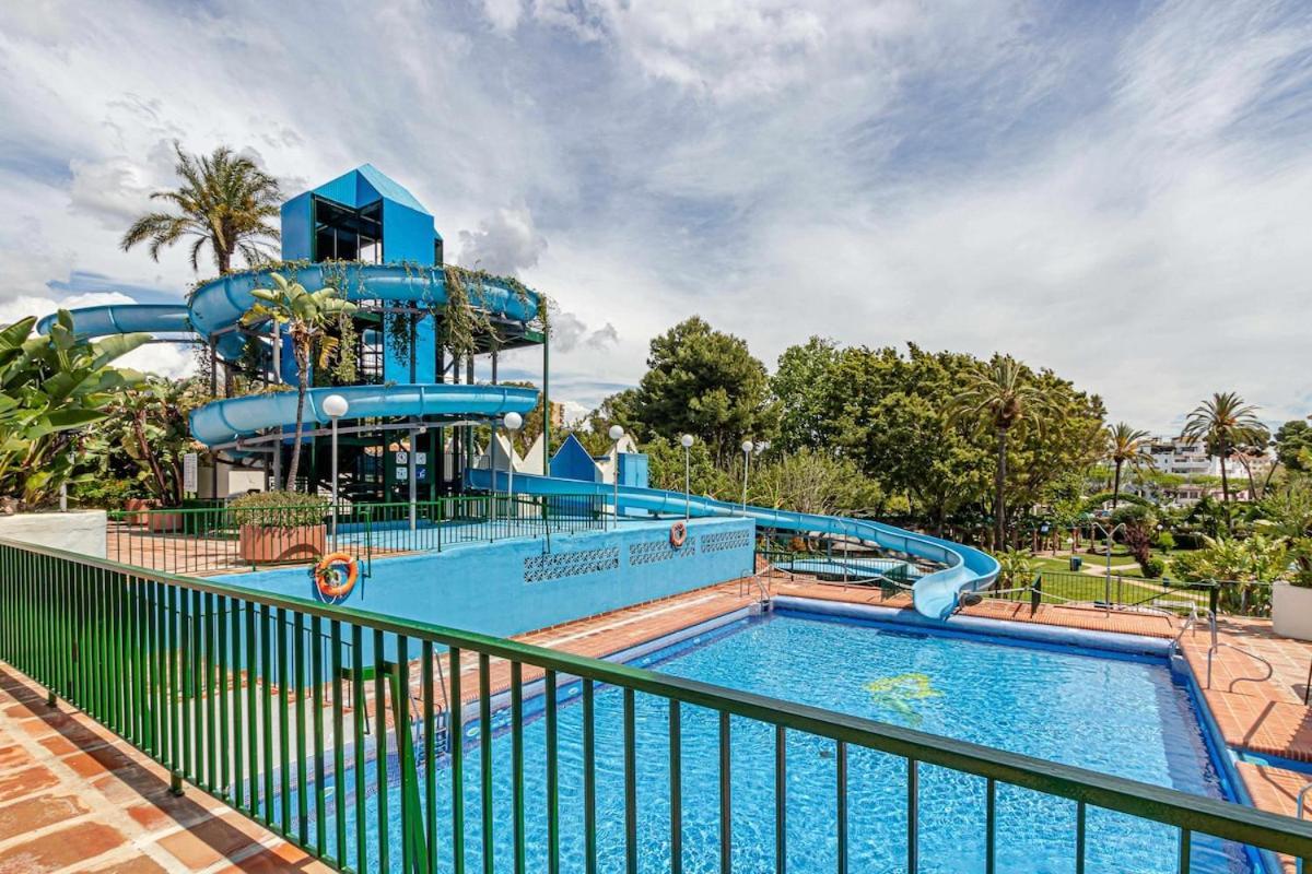797 Holiday Rentals - Benalbeach- Moderno Piso Para 5 Con Vistas Al Mar Benalmadena Exterior photo