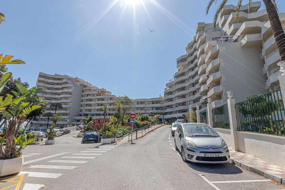 797 Holiday Rentals - Benalbeach- Moderno Piso Para 5 Con Vistas Al Mar Benalmadena Exterior photo
